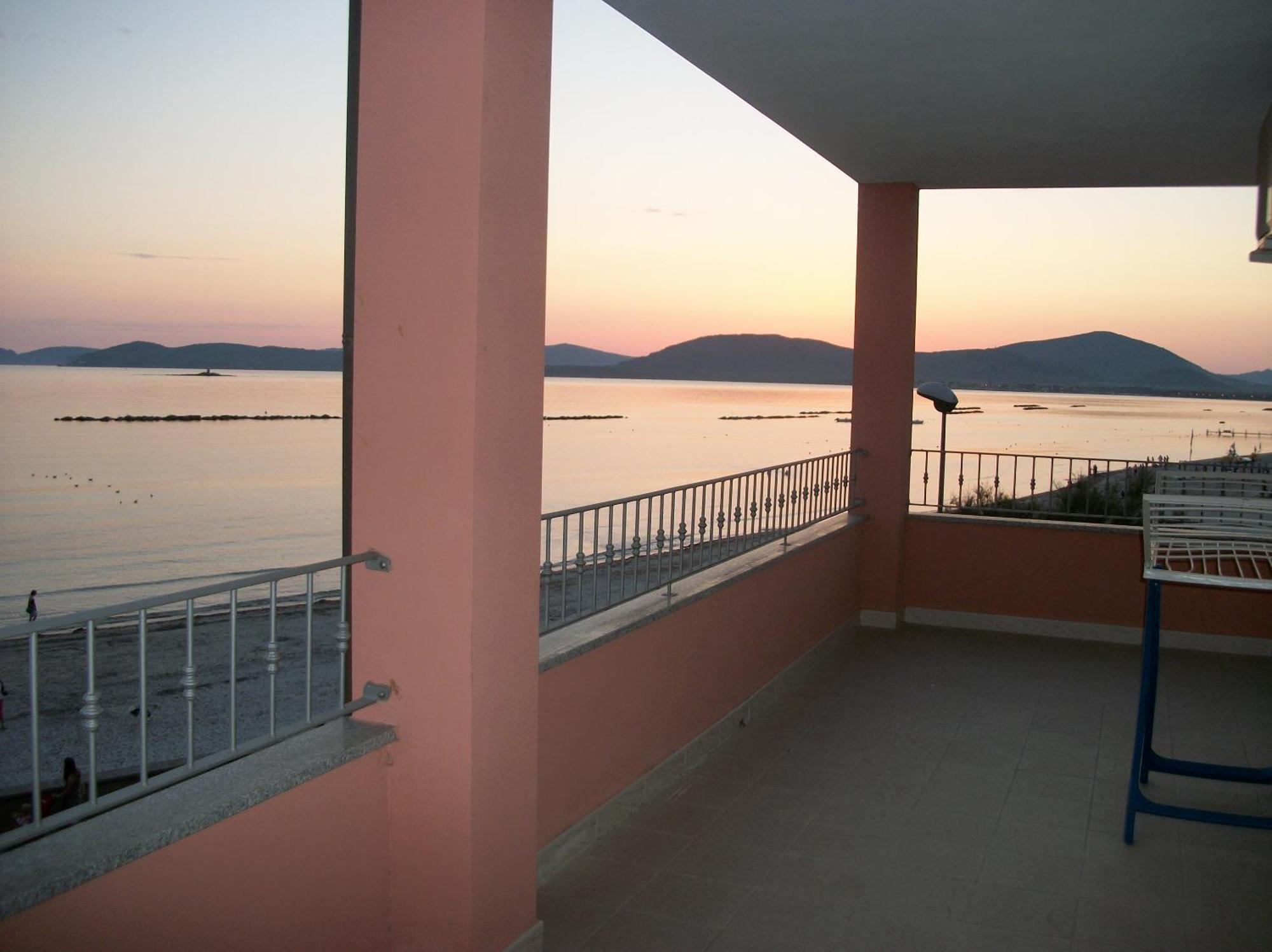Guest House Sea Rooms อาลเกโร ภายนอก รูปภาพ