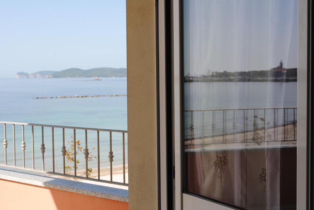 Guest House Sea Rooms อาลเกโร ห้อง รูปภาพ